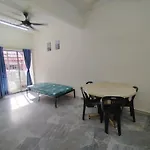 5 Stars Kepong Homestay