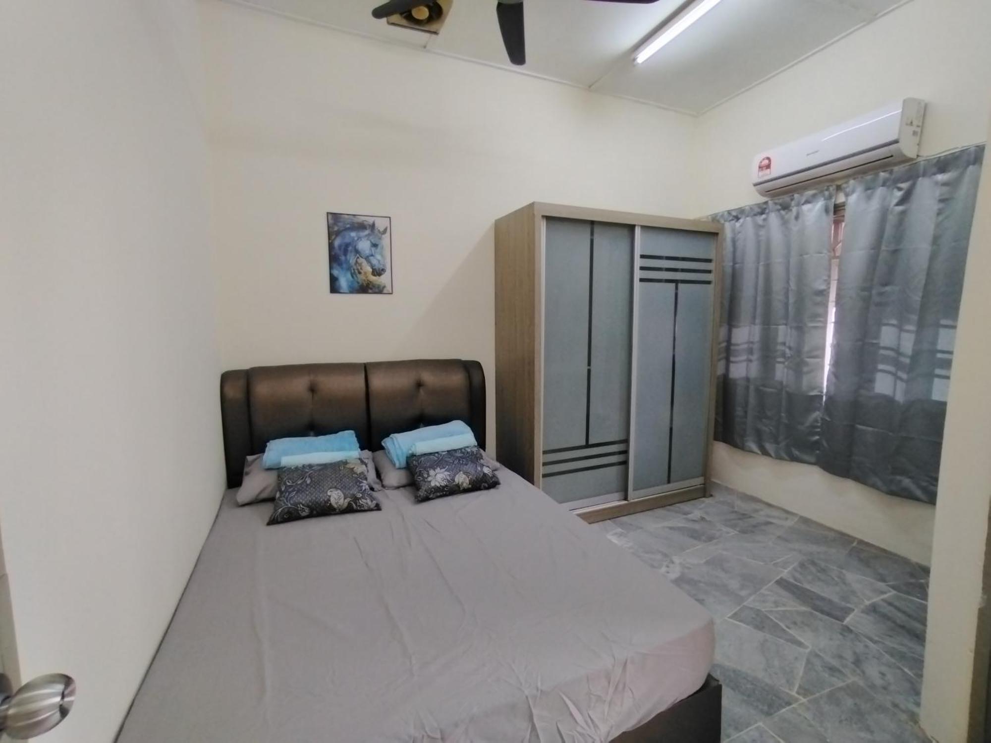 5 Stars Kepong Kuala Lumpur